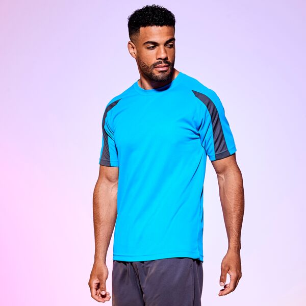 Contrast cool T Thumbnail